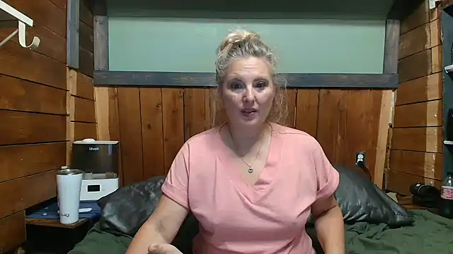 Chat +18 de lisaxlovexxx ao vivo