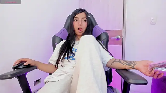 Sembang XXX Secara Langsung sofi_soft_