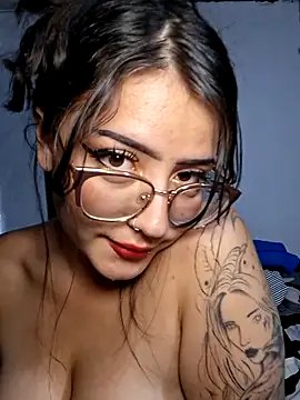 Backdoor_Newbie – Naživo XXX chat