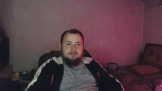 Show modela BIG-COCK-OMG na web-kameri