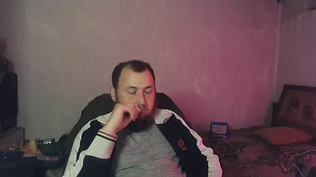 Show modela BIG-COCK-OMG na web-kameri