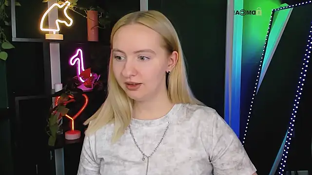 mila_glow1n Live XXX chat