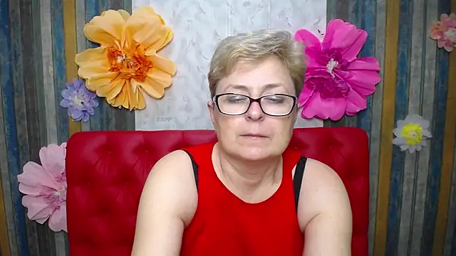 دردشة EmiliaGree الجنسية المباشرة