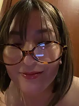 Mitsuco_surflady's Webcam Show