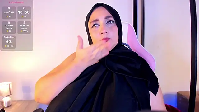 HijabiMilff: απευθείας συνομιλία ΧΧΧ
