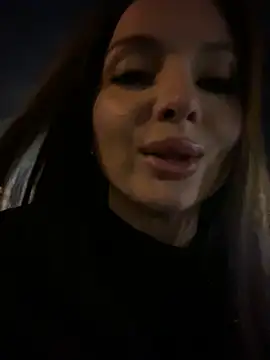 XXX chat uživo modela KrisMagnoly