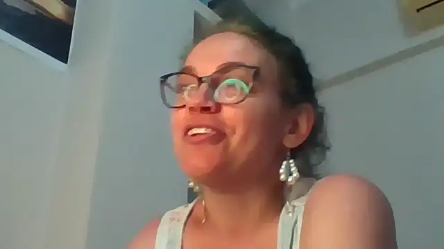 Živý XXX chat Ju-Hot