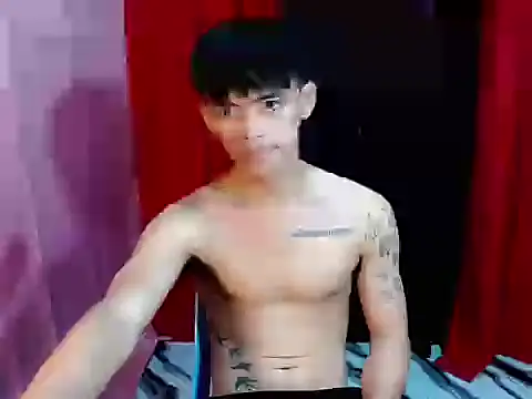urhunky_boy Show in webcam
