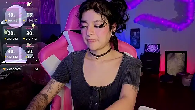 larah_uwu Live XXX-Chat