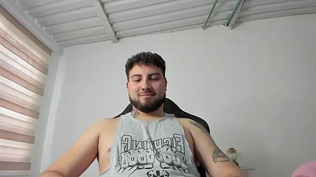 AaronHardi Webcamshow