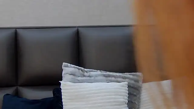 FoxyJoy Live XXX-Chat