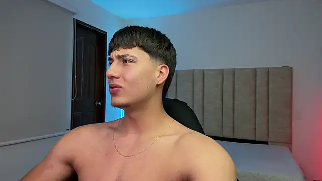 Czat XXX na żywo – CHRIS_MORGAN1