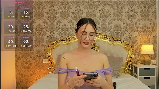 JulieBigAssxn Live XXX chat