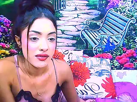 IndianPretty14u2Luv Chat XXX live