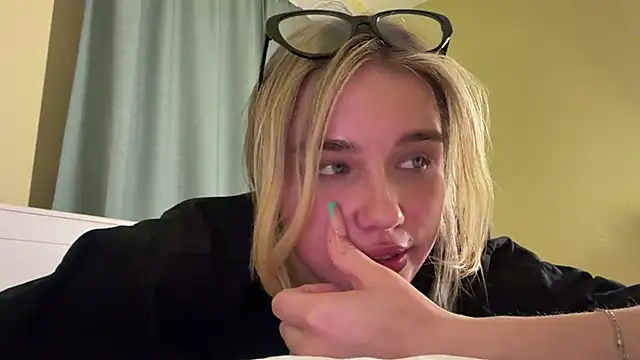 EarthaStinett Chat XXX live