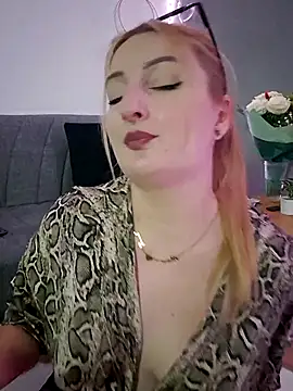 dixielarysn Live XXX chat
