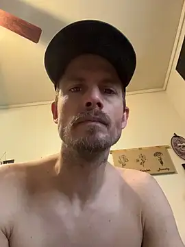 KBONE36 Show in webcam