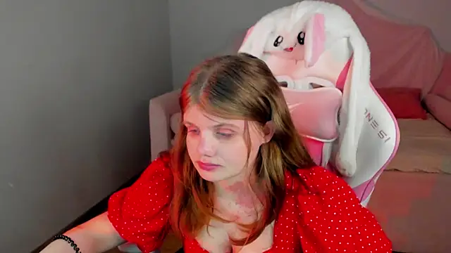 ChloeHalses Show Webcam
