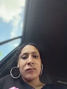Chat +18 de FerrariFrench ao vivo