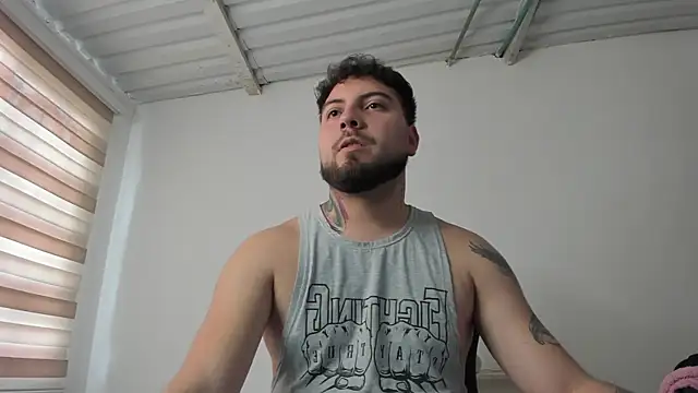 AaronHardin Webbikameraesitys