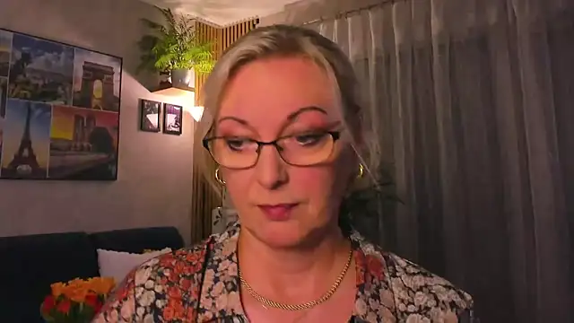 دردشة vanessa_chat الجنسية المباشرة