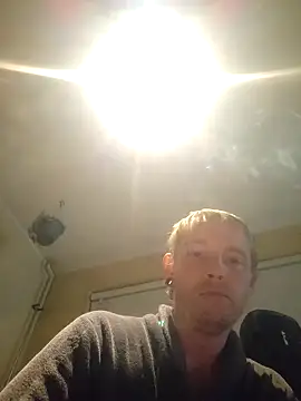 piercingpik's Webcam Show