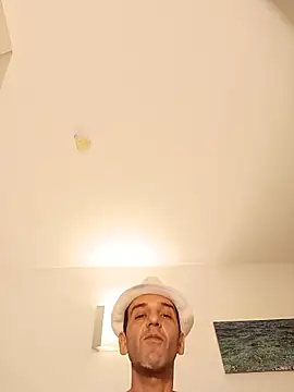 Sextructor@xh élő XXX-chatje