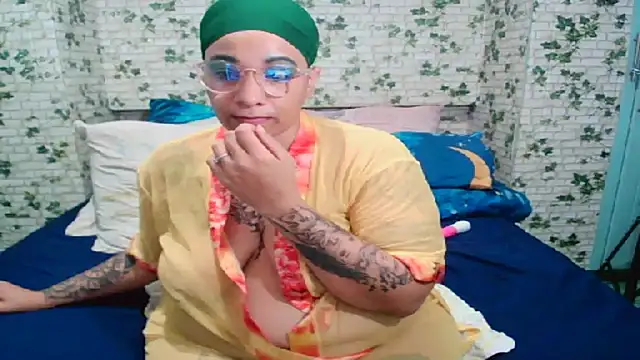 Indian_candyXX Adlı Modelin Canlı XXX Sohbeti