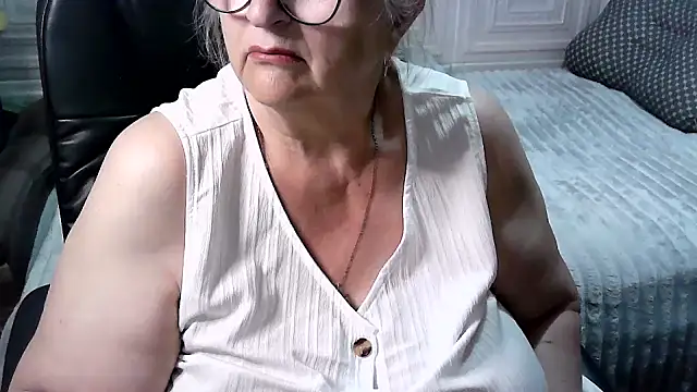 LolkaAlyss Live XXX Chat