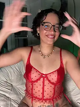 Lauyako_974 – webcam-show