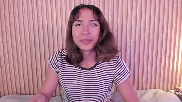 fiire_nymph Pertunjukan Webcam