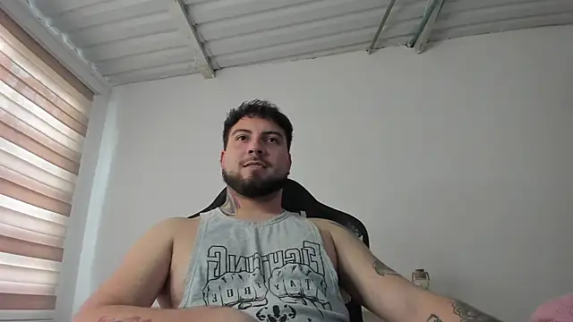 AaronHardi Webcam Show