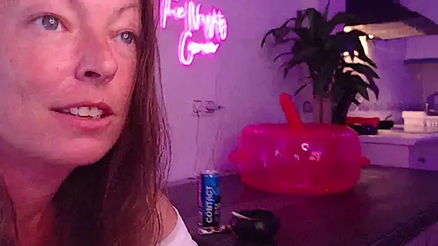 Chatroom XXX en direct de NancyNaughty