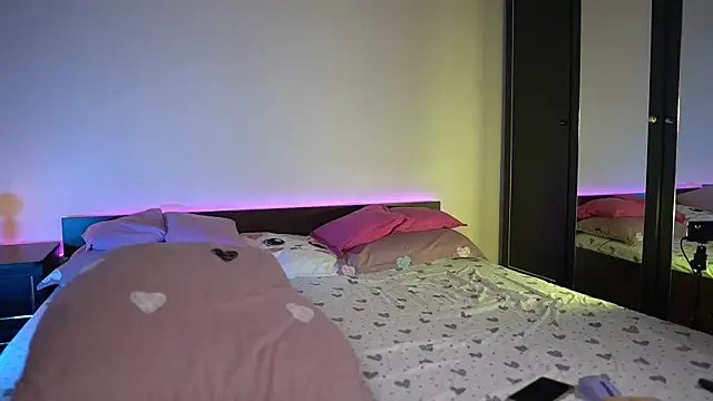 TiffanyPierce's Live XXX Chat