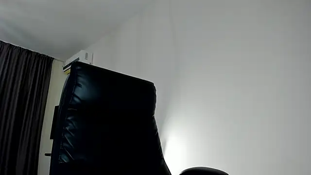 Webkamerová show Findom_guy
