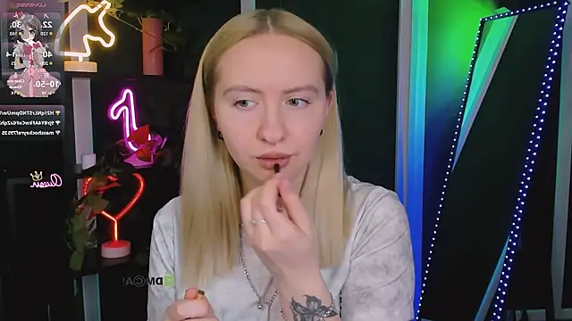 mila_glow1 live XXX chat