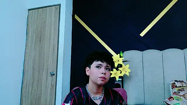 NikiEvanz live XXX chat
