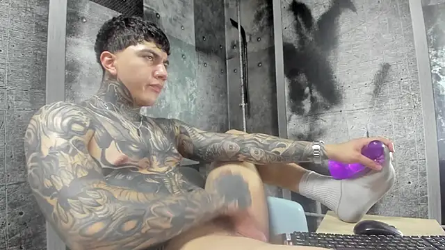 Gury_tattoo live XXX chat