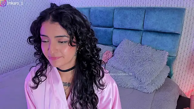 karoliine_jones Obrolan Langsung XXX