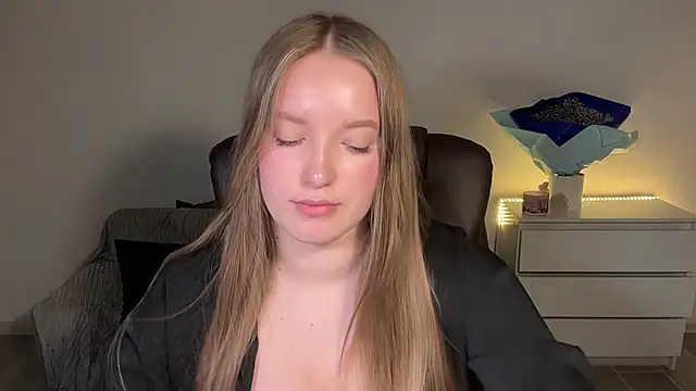 Chat +18 de EvaMaddison ao vivo