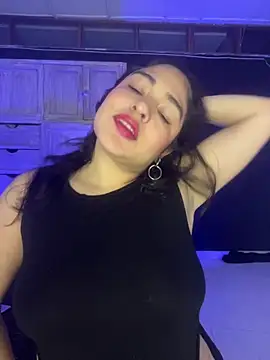 Онлайн чат XXX EmilyNoir1