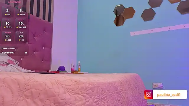 Show modela Paulina_Sodi na web-kameri