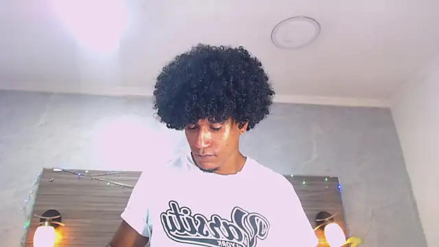 Živý XXX chat Dilan_Hall