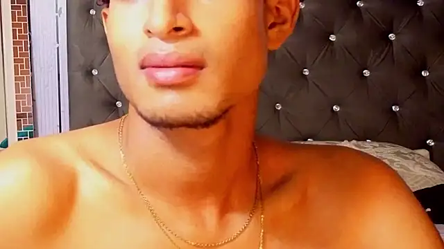 Alex_Bloom – webcam-show