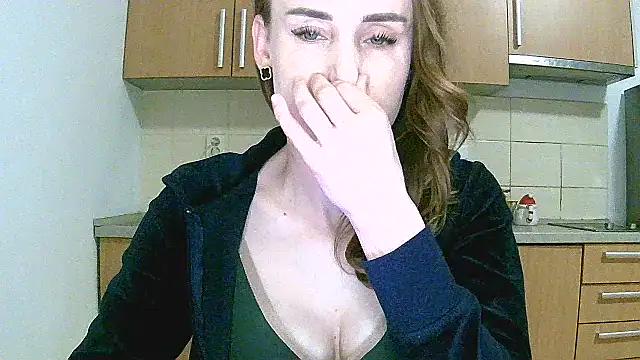 GlarysLoveresx Chat XXX in diretta