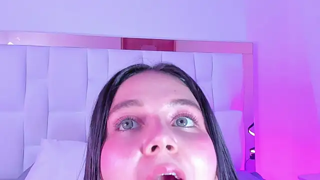 ZoeBarnett Live XXX-Chat