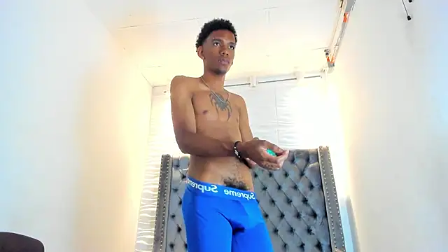Chat +18 de nero_reyd ao vivo