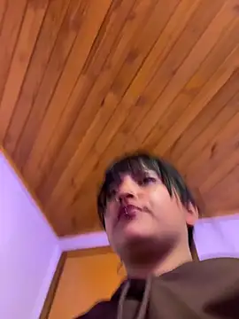 XXX chat uživo modela Annie_Alicee