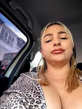 Онлайн чат XXX sammyqueenx21