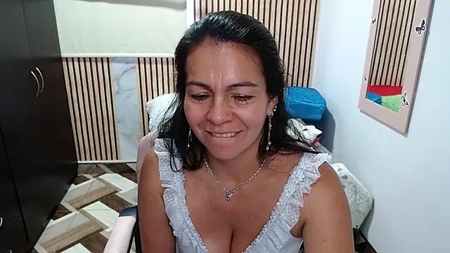 camilavargas_ 라이브 XXX 채팅
